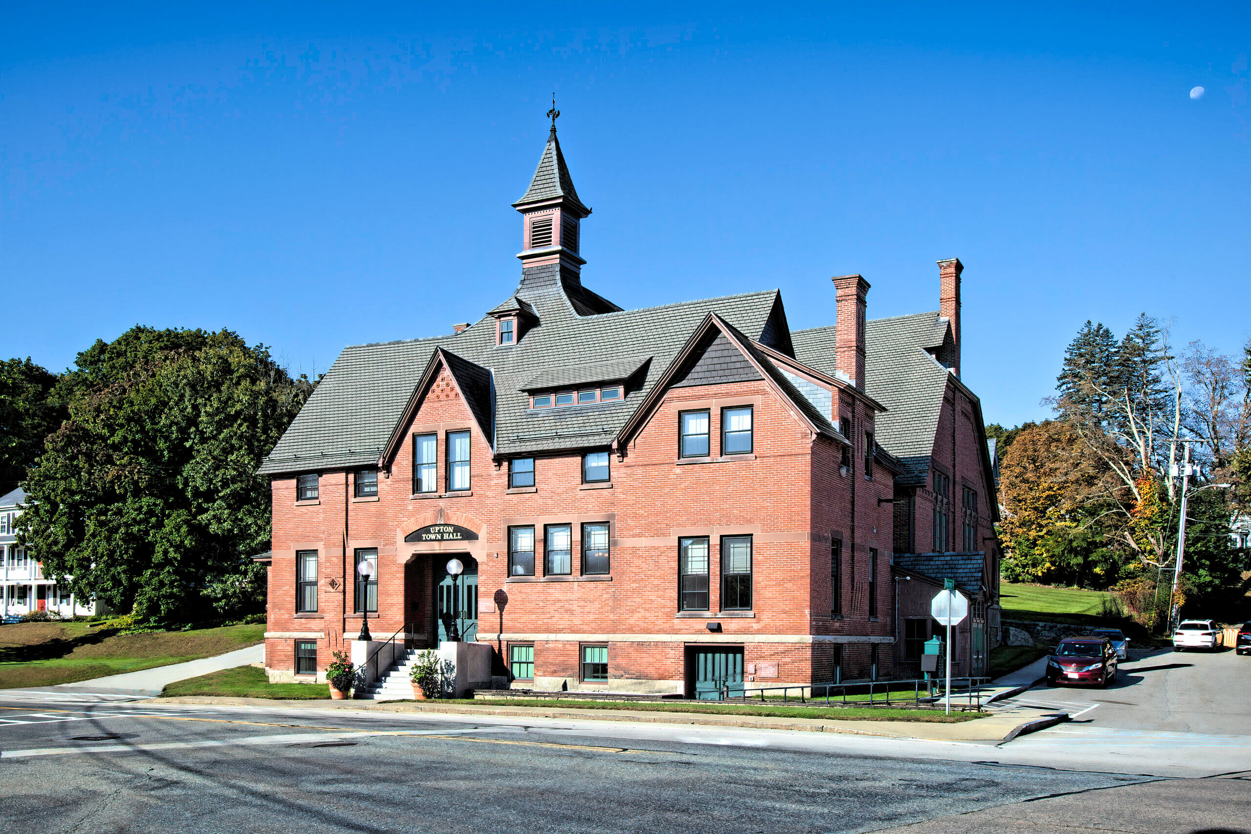 Upton, Massachusetts Town Hall